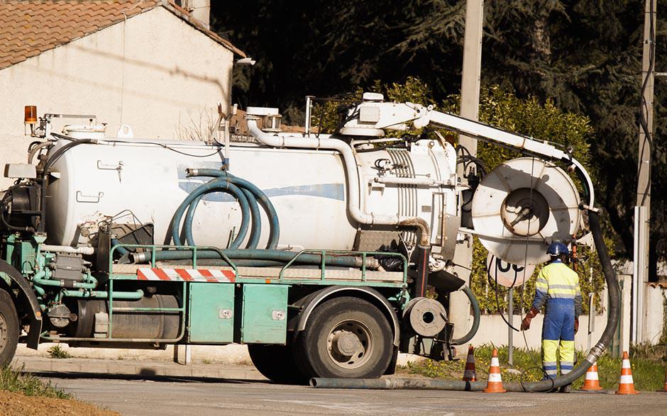 déboucher son wc Limay
